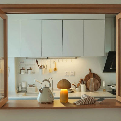lampes de chevet Champibois grand hêtre sur rebord cuisine