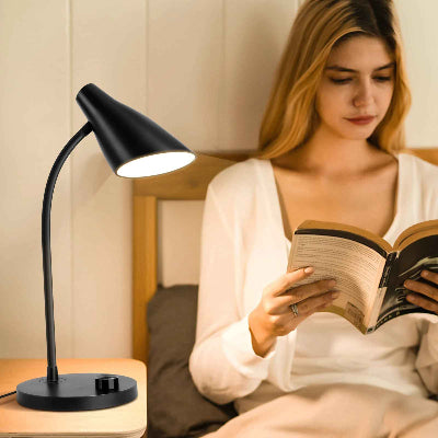 lampe de bureau à led femme lit un livre éclairage cyglumi