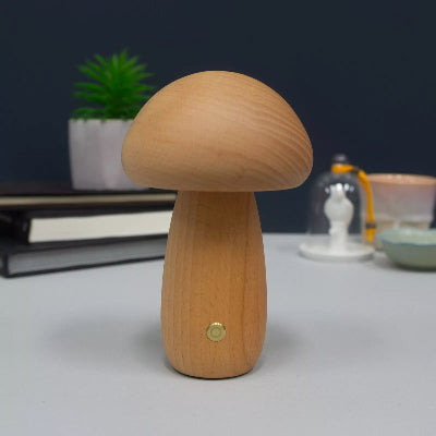 lampes de chevet Champibois grand hêtre décoratif sur meuble