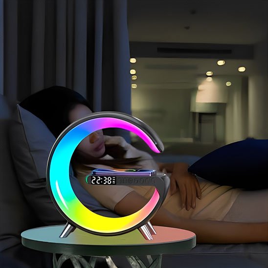 lampes de chevet lumière multicolores dans chambre